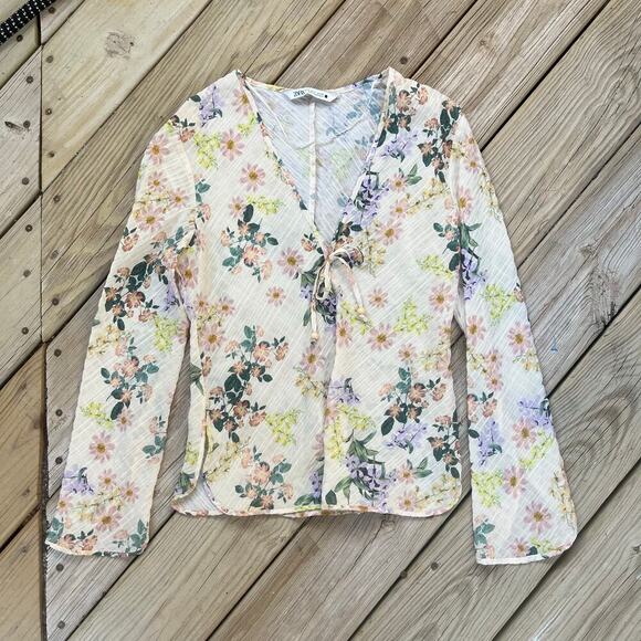 Zara Women's Lightweight Floral V-Neck Blouse Cream Size S - Picture 5 of 10